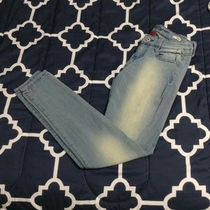 Mid-Rise Blue Washed Jeggings